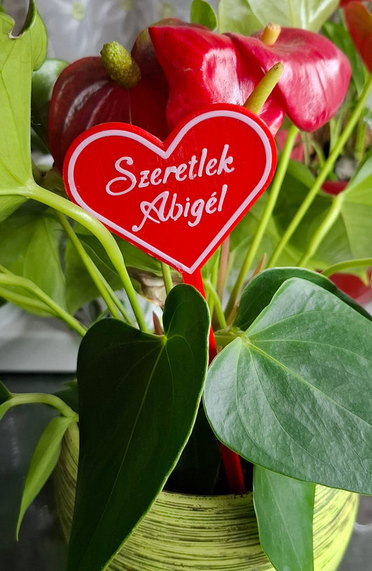 Szív alakú virágdísz tábla